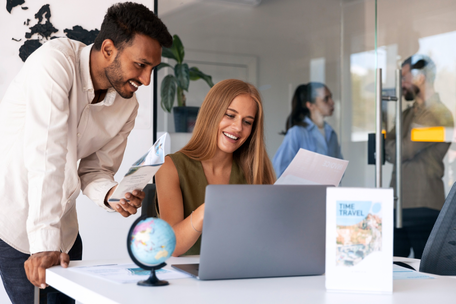 Expert Tips From Dubai’s Leading Consultants To Secure Your Skilled Work Visa For UK Faster